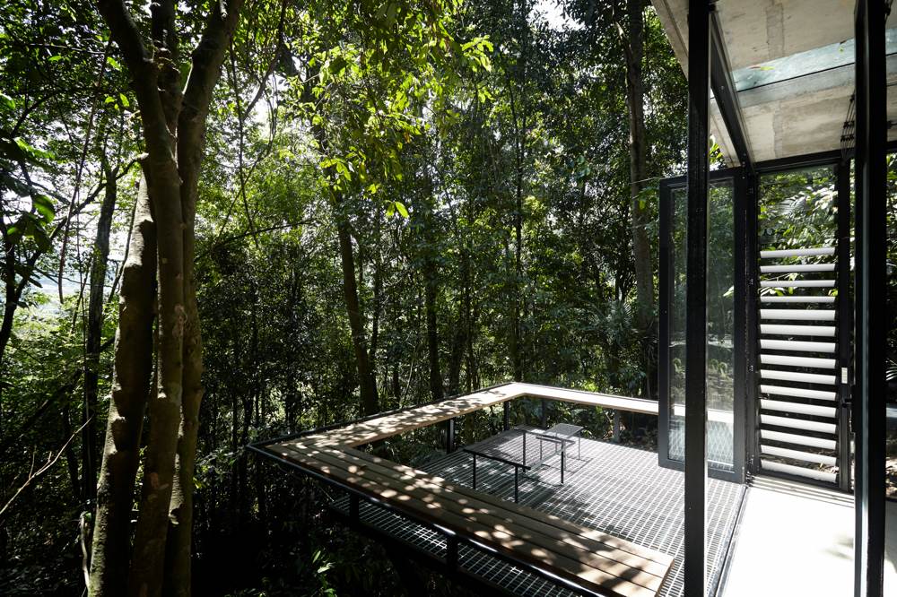 glass box 1 at sekeping serendah