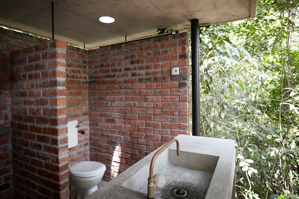 glass box 2 at  sekeping serendah