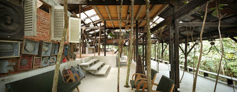 Warehouse 2 at sekeping serendah