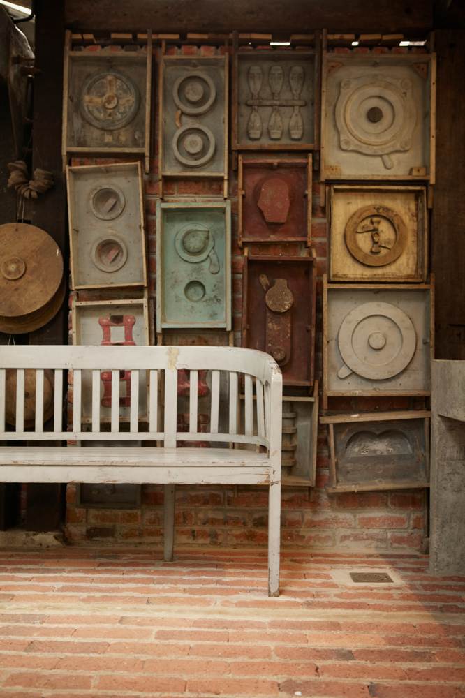 Warehouse 2 at sekeping serendah